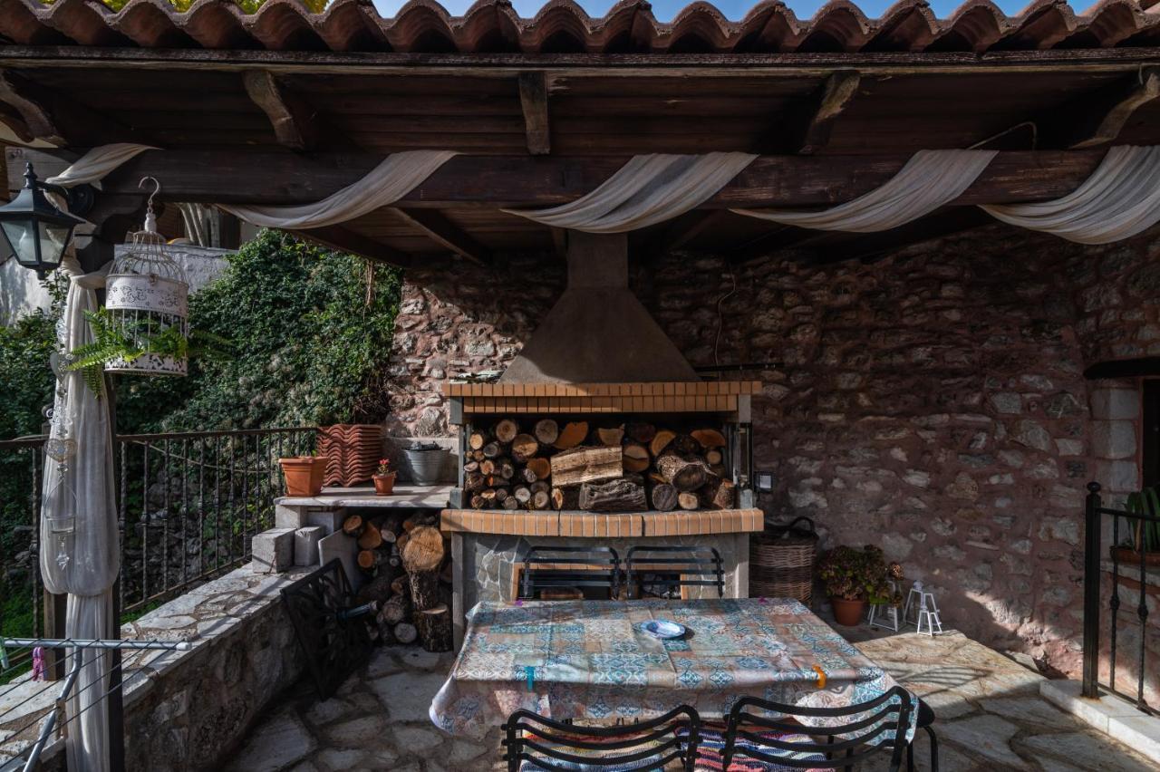 Proselinos Hotel Dimitsana Bagian luar foto