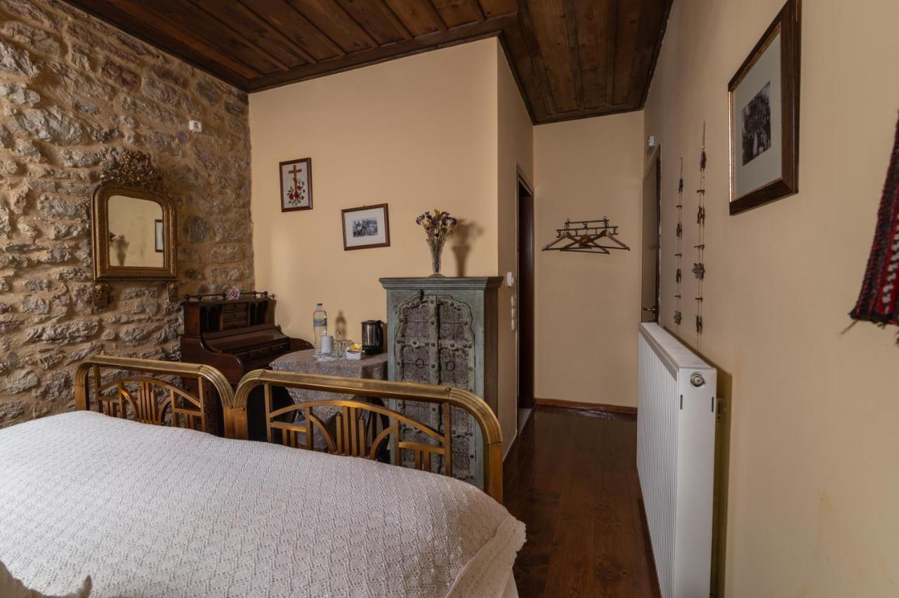 Proselinos Hotel Dimitsana Bagian luar foto