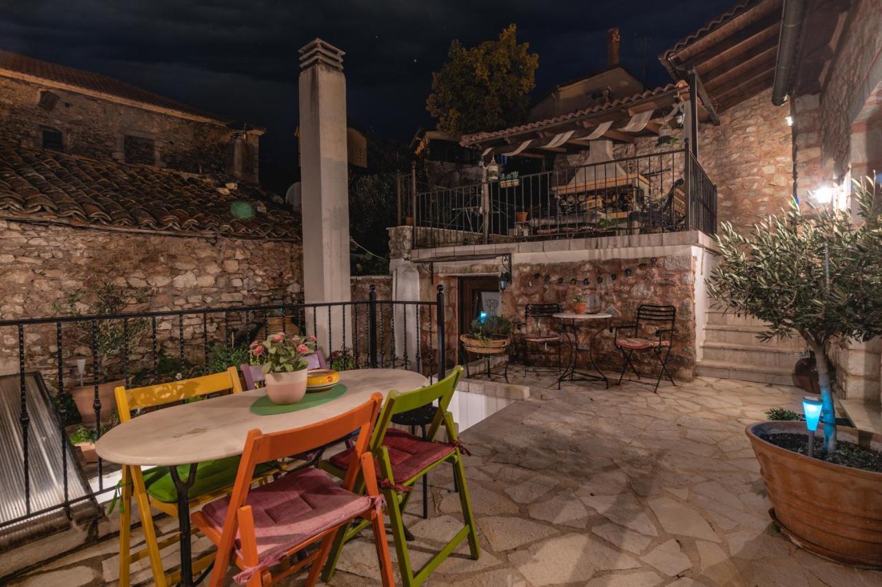 Proselinos Hotel Dimitsana Bagian luar foto