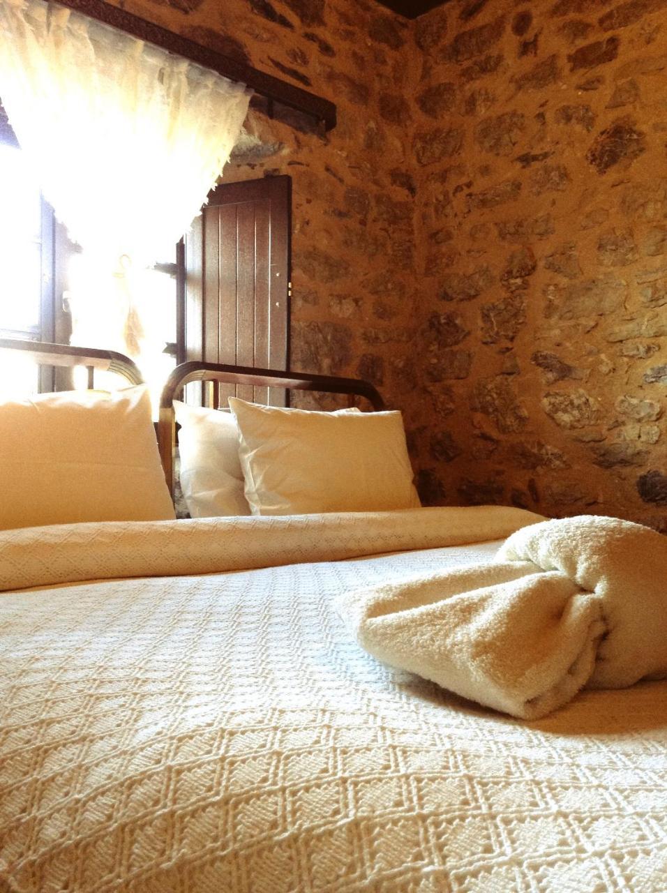 Proselinos Hotel Dimitsana Bagian luar foto