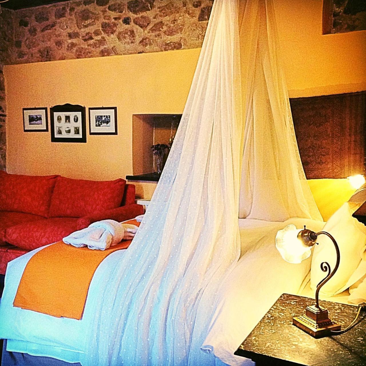 Proselinos Hotel Dimitsana Bagian luar foto