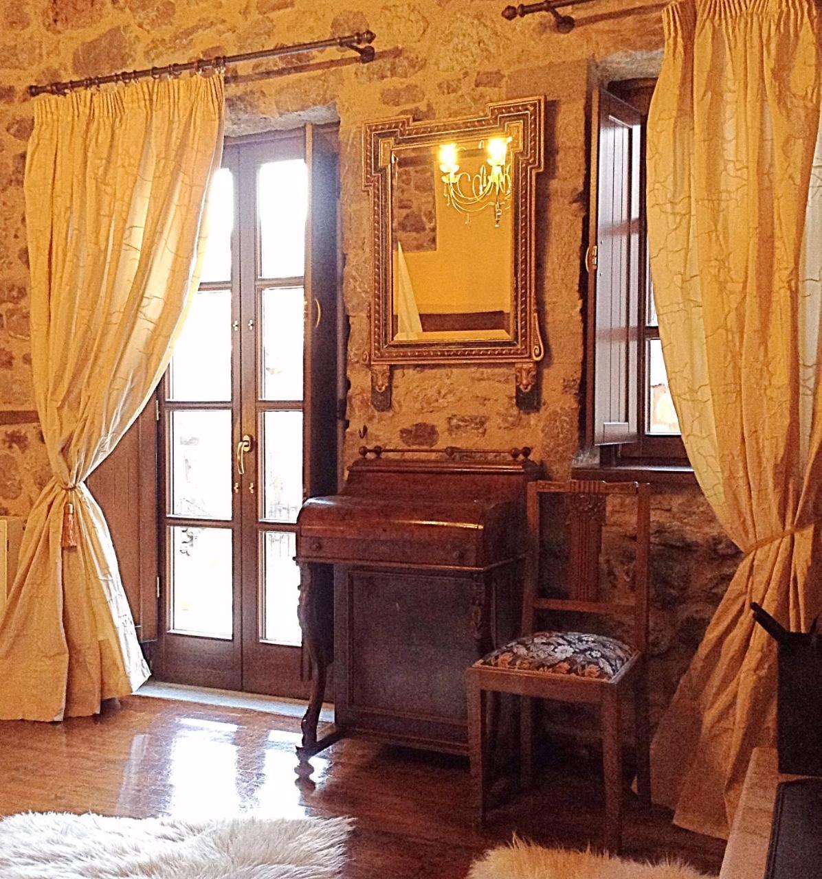 Proselinos Hotel Dimitsana Bagian luar foto